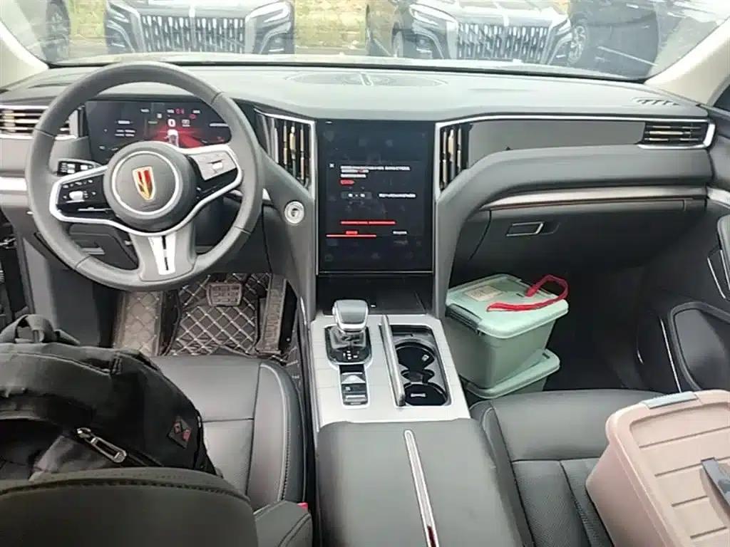 Hongqi HS7 PHEV 2024 2.0T PHEV 4WD Flagship Edition 7-seater — миниатюра 10