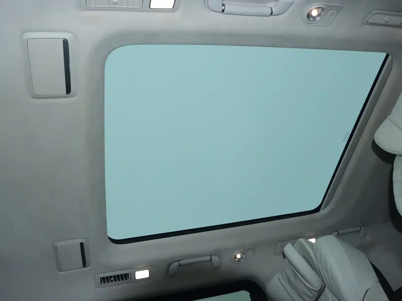 Hongqi HQ9 2023 2.0T Intelligent Flagship Edition — миниатюра 22