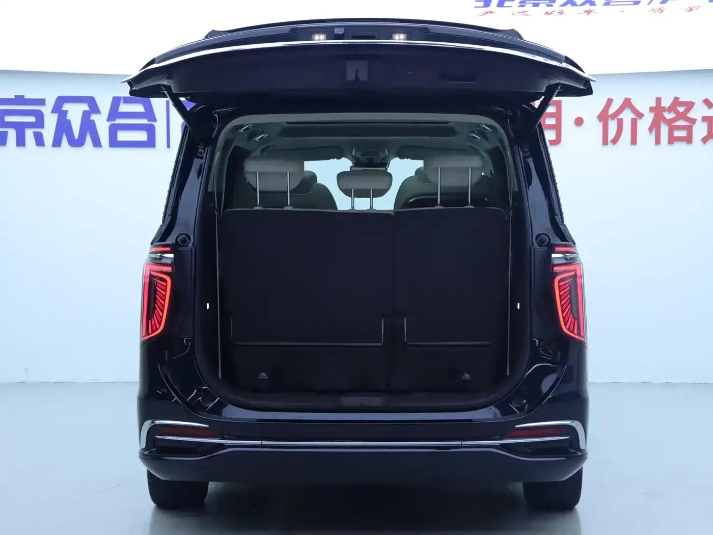 Hongqi HQ9 2023 2.0T Intelligent Flagship Edition — миниатюра 29