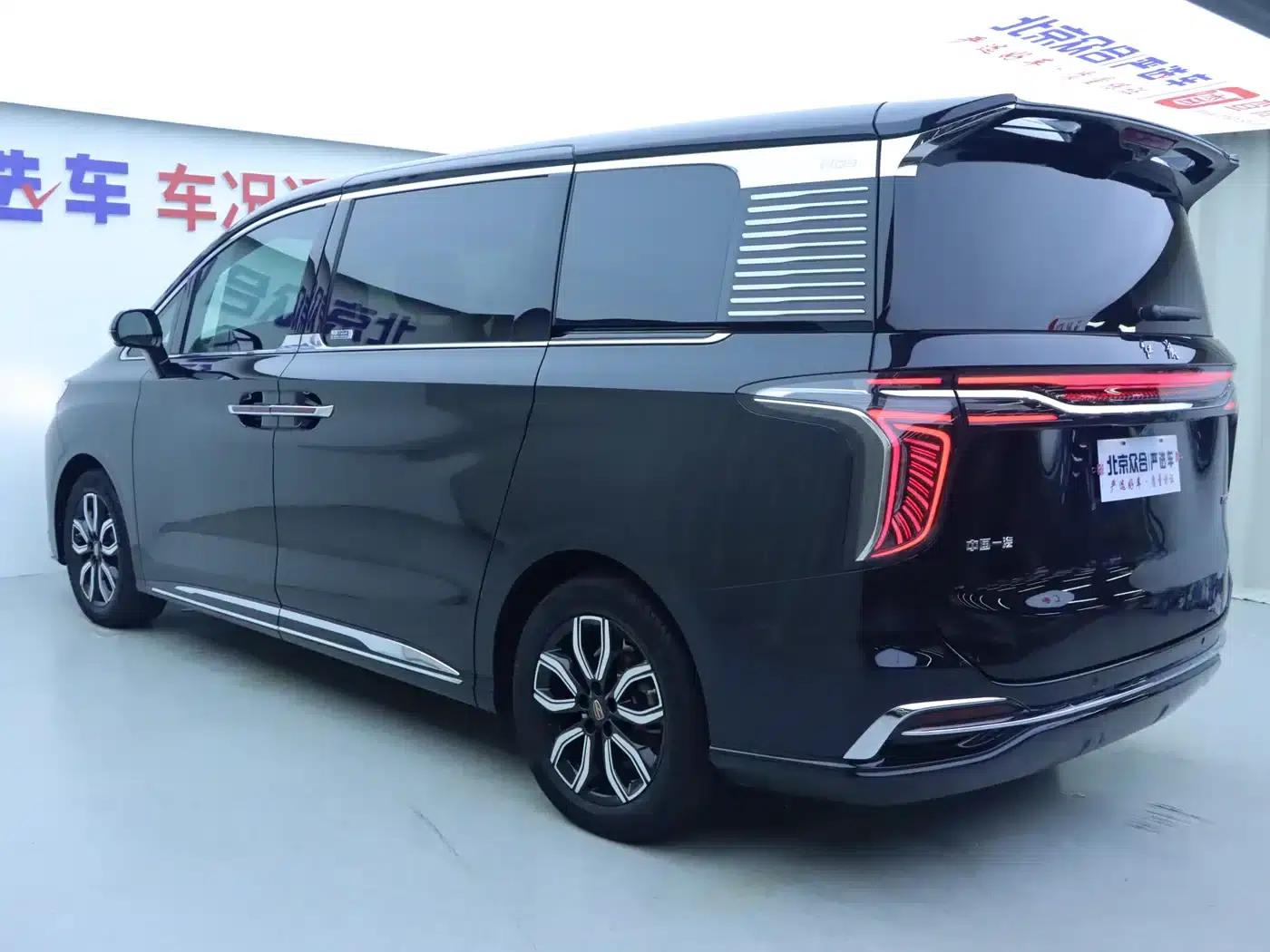 Hongqi HQ9 2023 2.0T Intelligent Flagship Edition — миниатюра 31