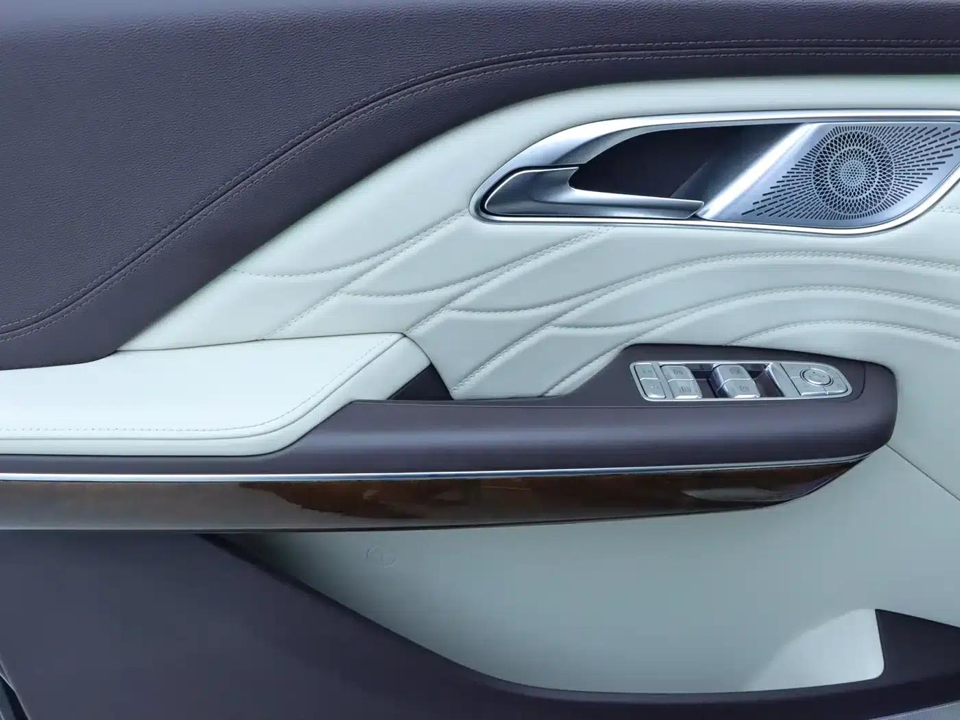 Hongqi HQ9 2023 2.0T Intelligent Flagship Edition — миниатюра 7