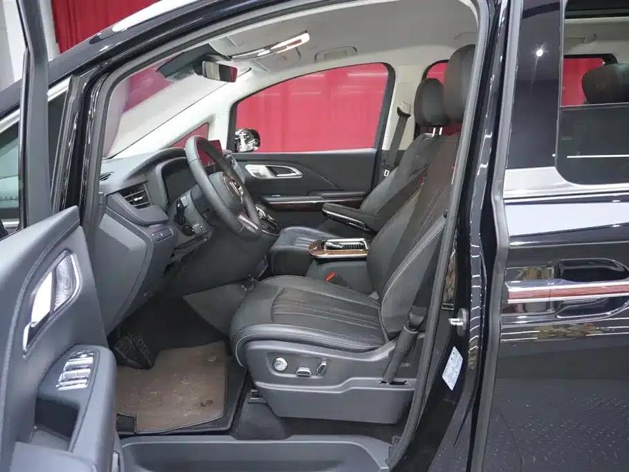 Hongqi HQ9 2023 2.0T Intelligent Flagship Edition — миниатюра 14