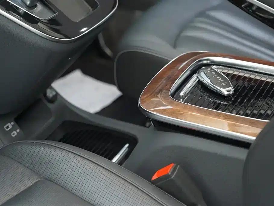 Hongqi HQ9 2023 2.0T Intelligent Flagship Edition — миниатюра 16