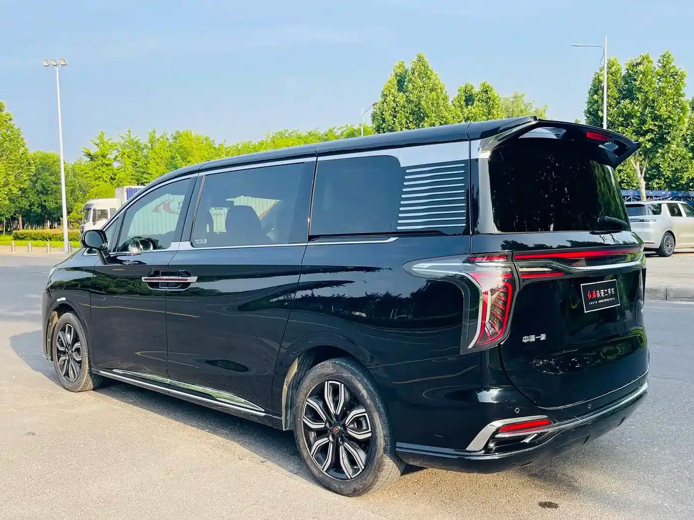 Hongqi HQ9 2023 2.0T Intelligent Flagship Edition — миниатюра 27