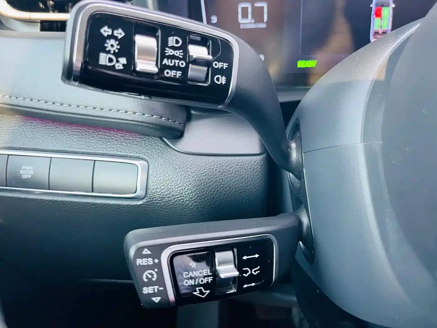 Hongqi HQ9 2023 2.0T Intelligent Flagship Edition — миниатюра 9