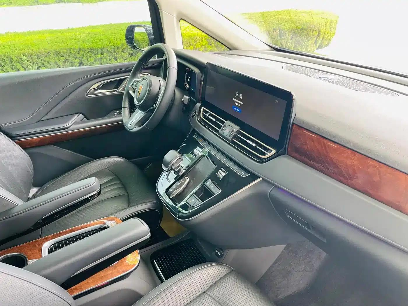 Hongqi HQ9 2023 2.0T Intelligent Flagship Edition — миниатюра 26