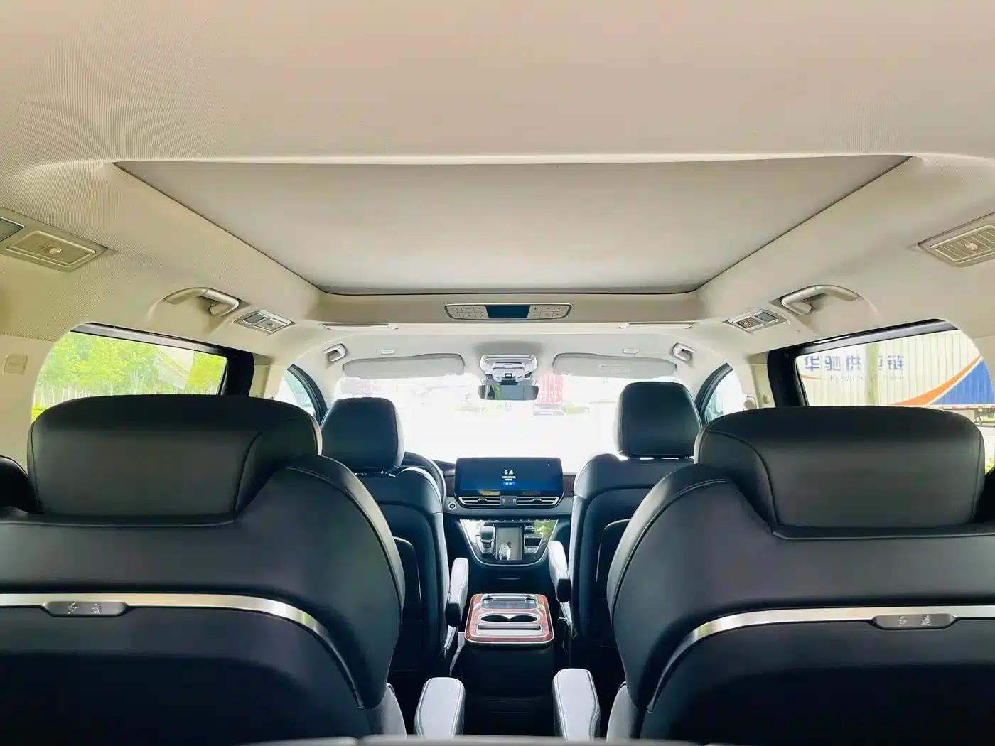 Hongqi HQ9 2023 2.0T Intelligent Flagship Edition — миниатюра 30