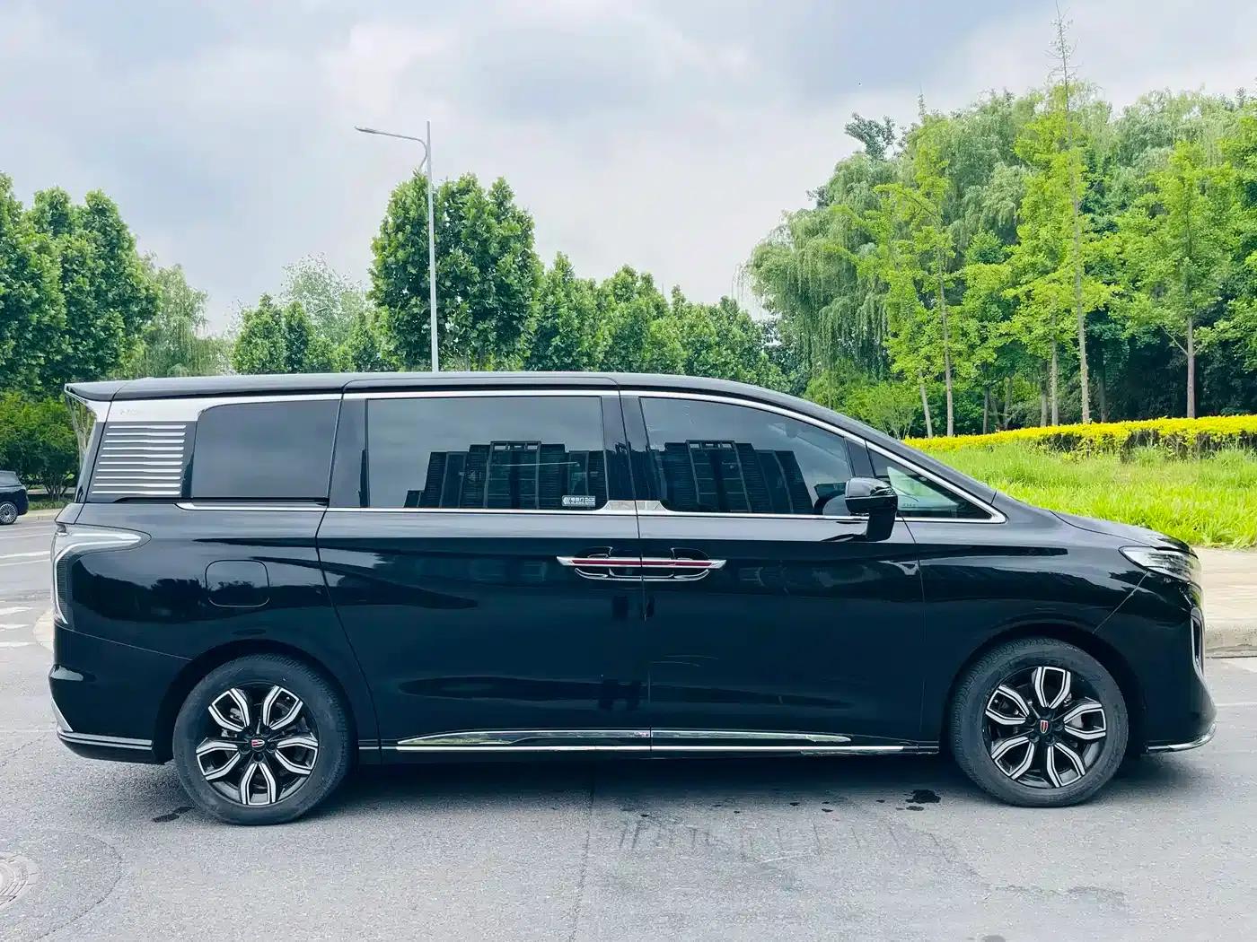 Hongqi HQ9 2023 2.0T Intelligent Flagship Edition — миниатюра 33