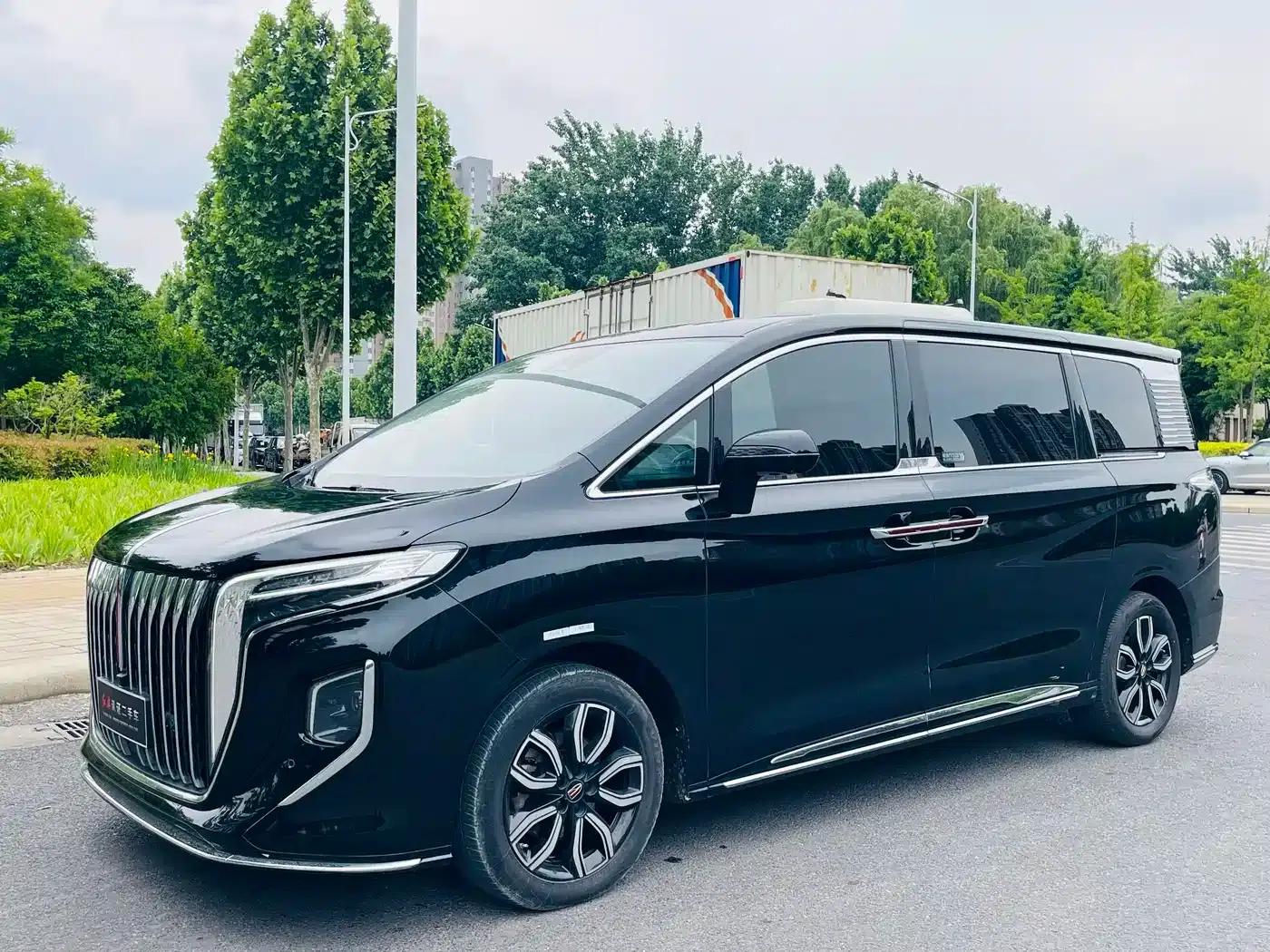 Hongqi HQ9 2023 2.0T Intelligent Flagship Edition — миниатюра 1