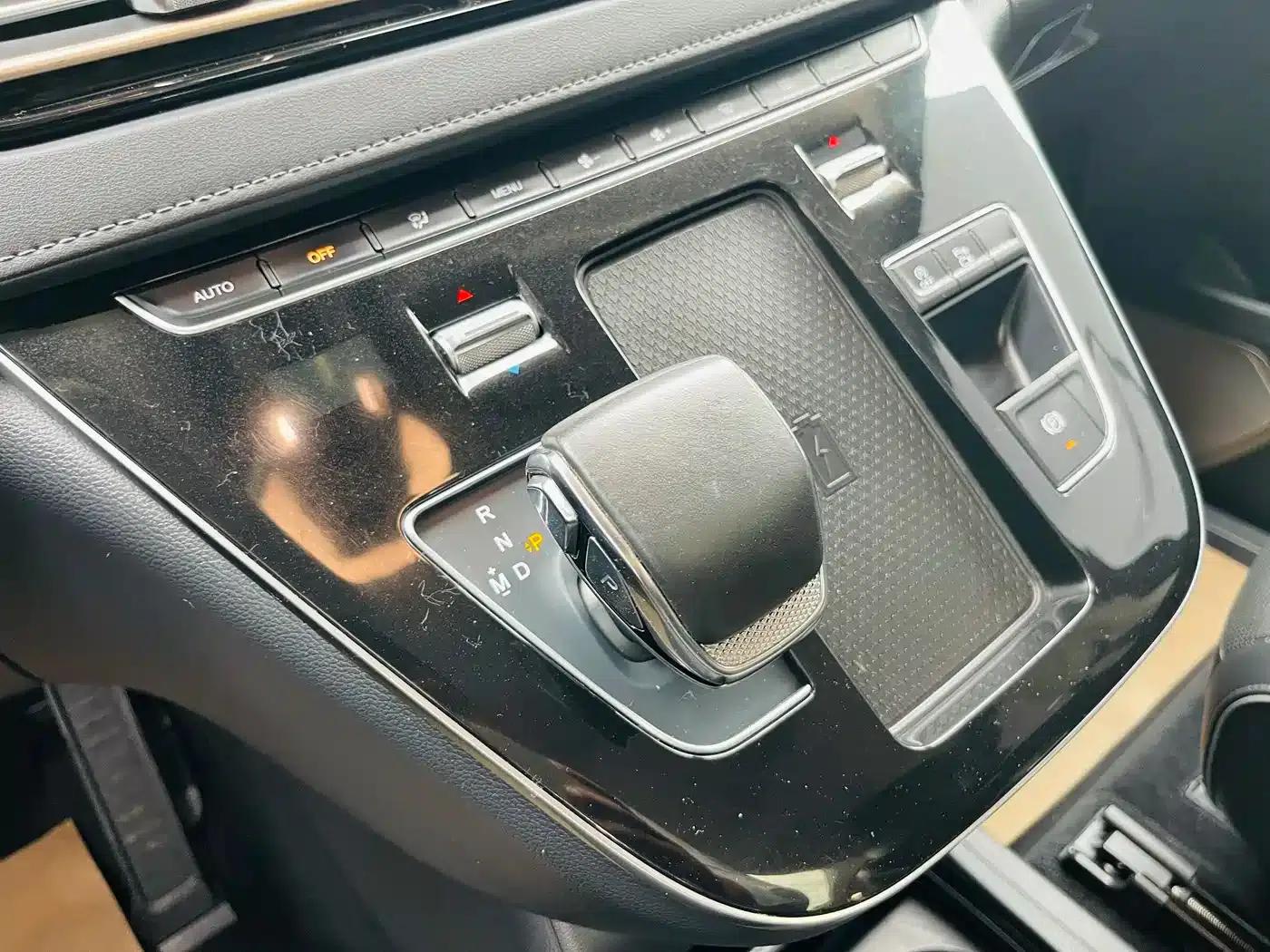 Hongqi HQ9 2023 2.0T Intelligent Flagship Edition — миниатюра 15