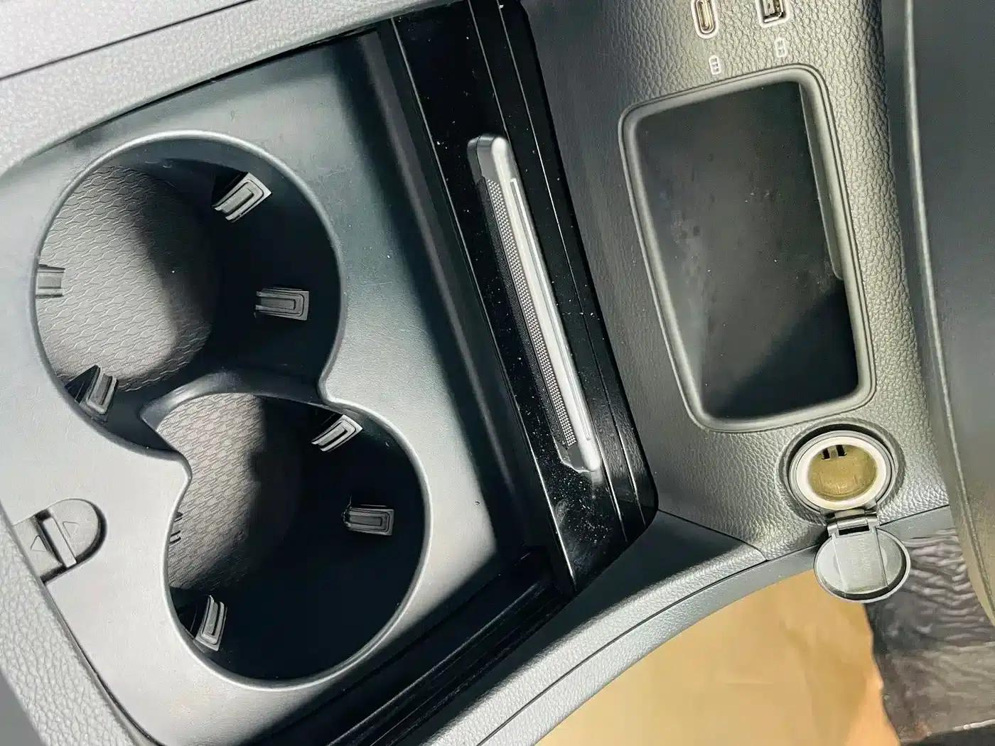 Hongqi HQ9 2023 2.0T Intelligent Flagship Edition — миниатюра 16