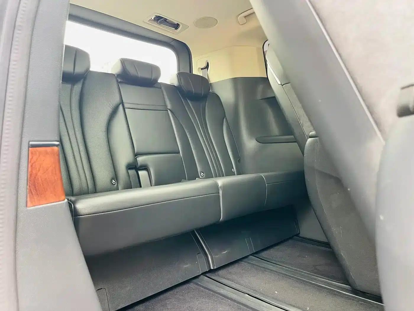 Hongqi HQ9 2023 2.0T Intelligent Flagship Edition — миниатюра 23