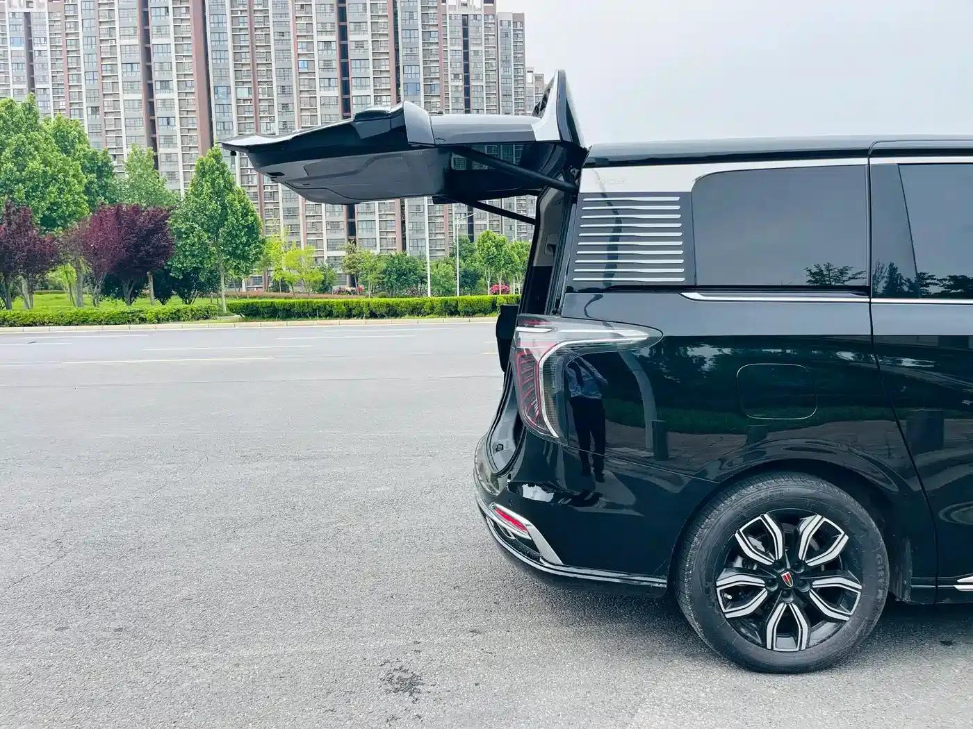 Hongqi HQ9 2023 2.0T Intelligent Flagship Edition — миниатюра 30