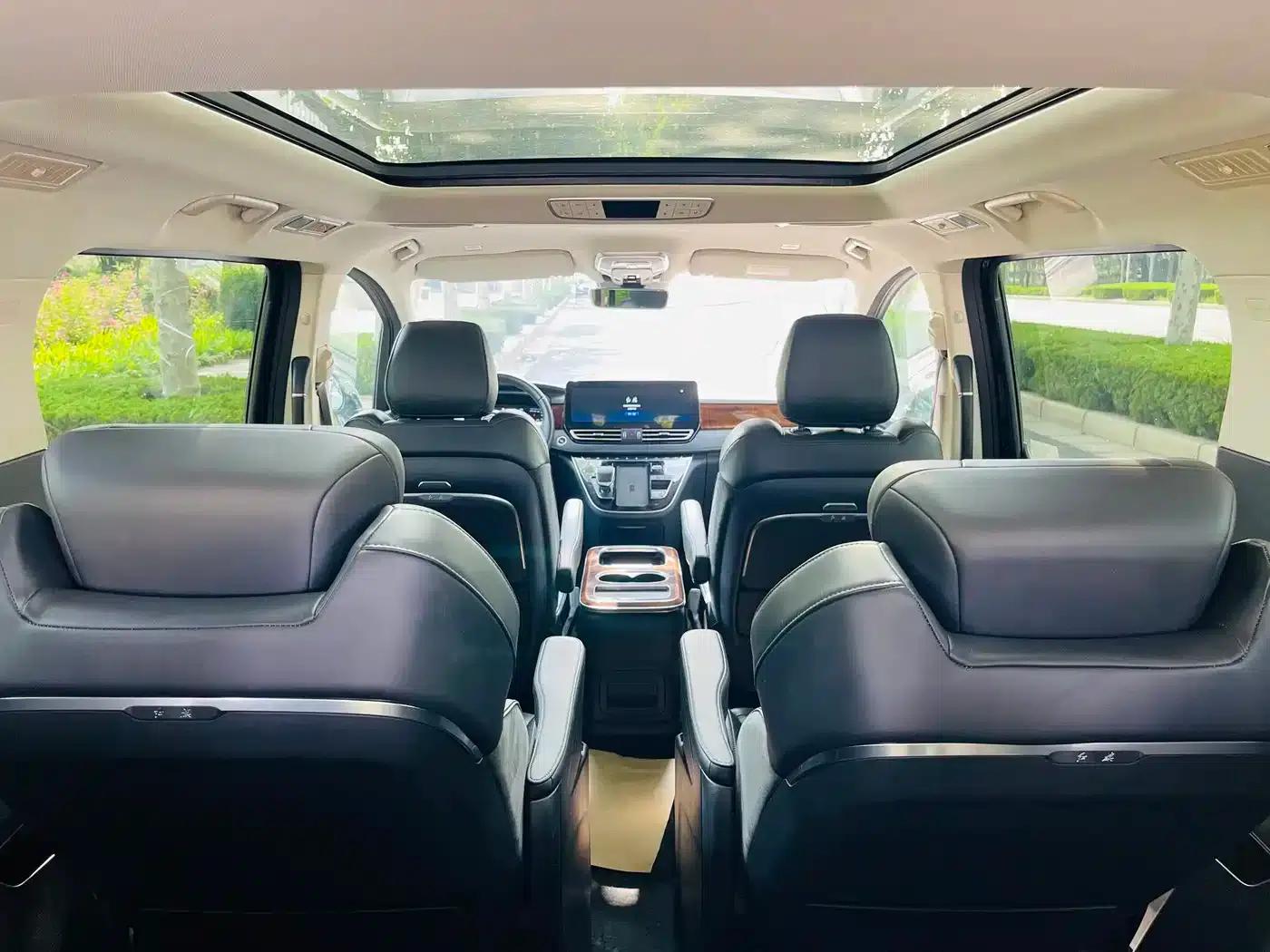Hongqi HQ9 2023 2.0T Intelligent Flagship Edition — миниатюра 28
