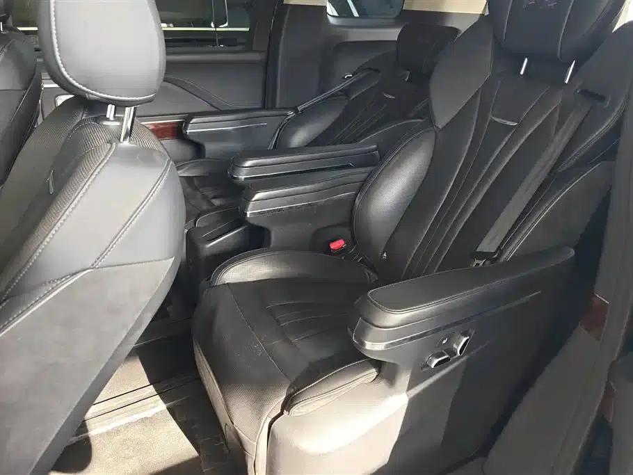 Hongqi HQ9 2023 2.0T Intelligent Flagship Edition — миниатюра 11