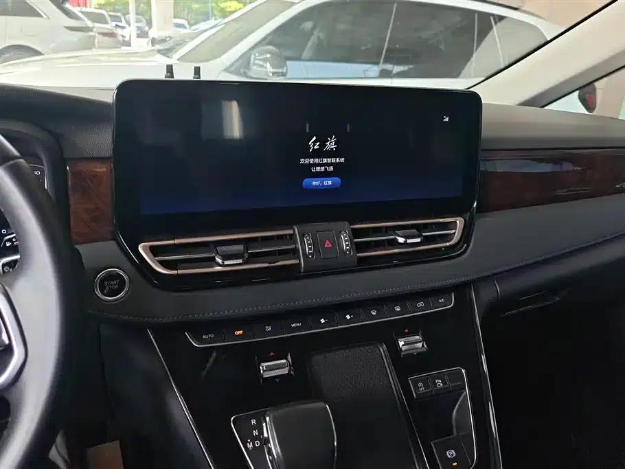 Hongqi HQ9 2023 2.0T Intelligent Flagship Edition — миниатюра 13