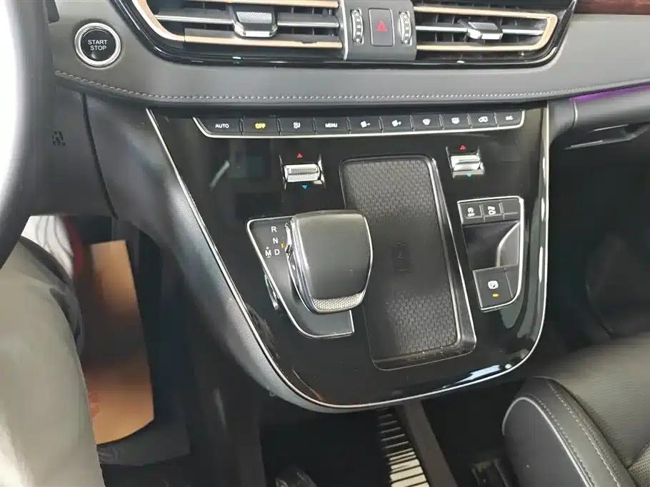Hongqi HQ9 2023 2.0T Intelligent Flagship Edition — миниатюра 16