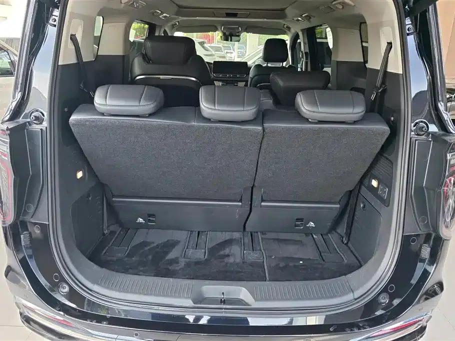 Hongqi HQ9 2023 2.0T Intelligent Flagship Edition — миниатюра 4