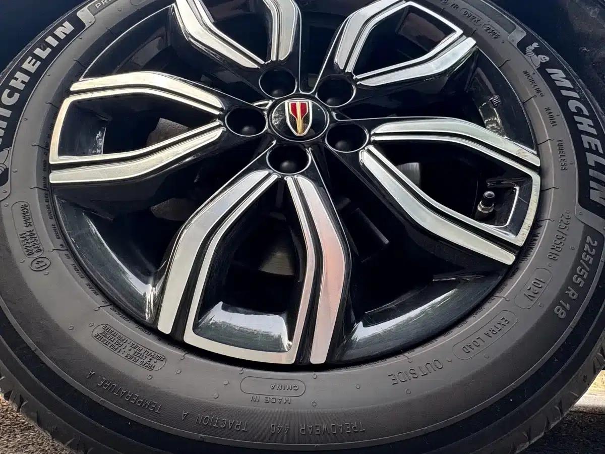 Hongqi HQ9 2023 2.0T Intelligent Flagship Edition — миниатюра 13