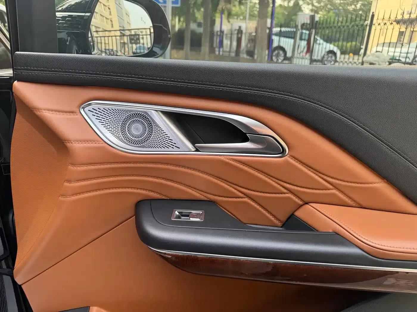 Hongqi HQ9 2023 2.0T Intelligent Flagship Edition — миниатюра 39
