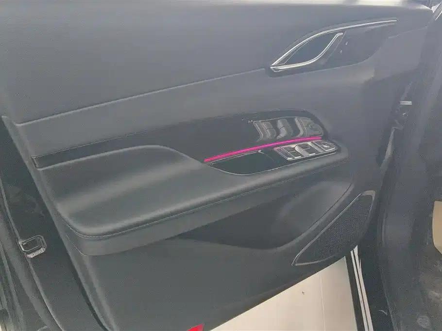 Hongqi HS3 PHEV 2024 Model, 115km/h Performance Edition — миниатюра 7