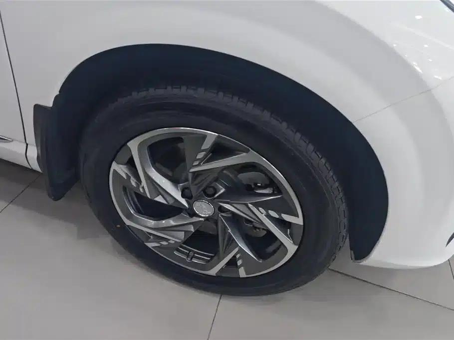 Hongqi HS3 PHEV 2024 Model, 115km/h Performance Edition — миниатюра 6