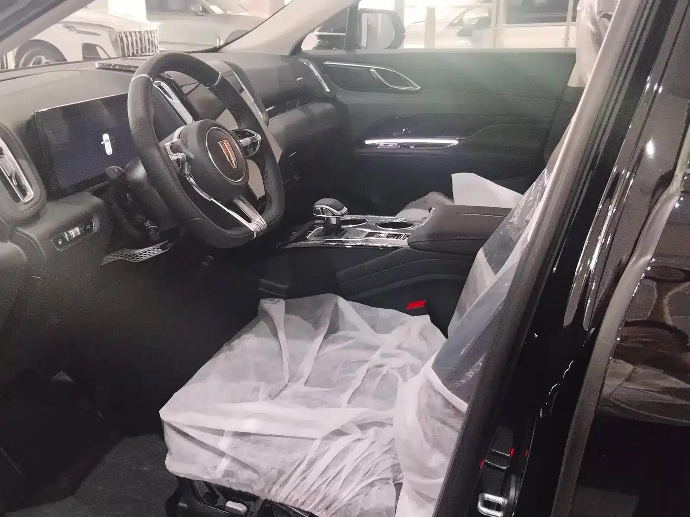 Hongqi HS3 PHEV 2025 Model 125km JIANG PLUS 2 Million Unit Commemorative Edition — миниатюра 4
