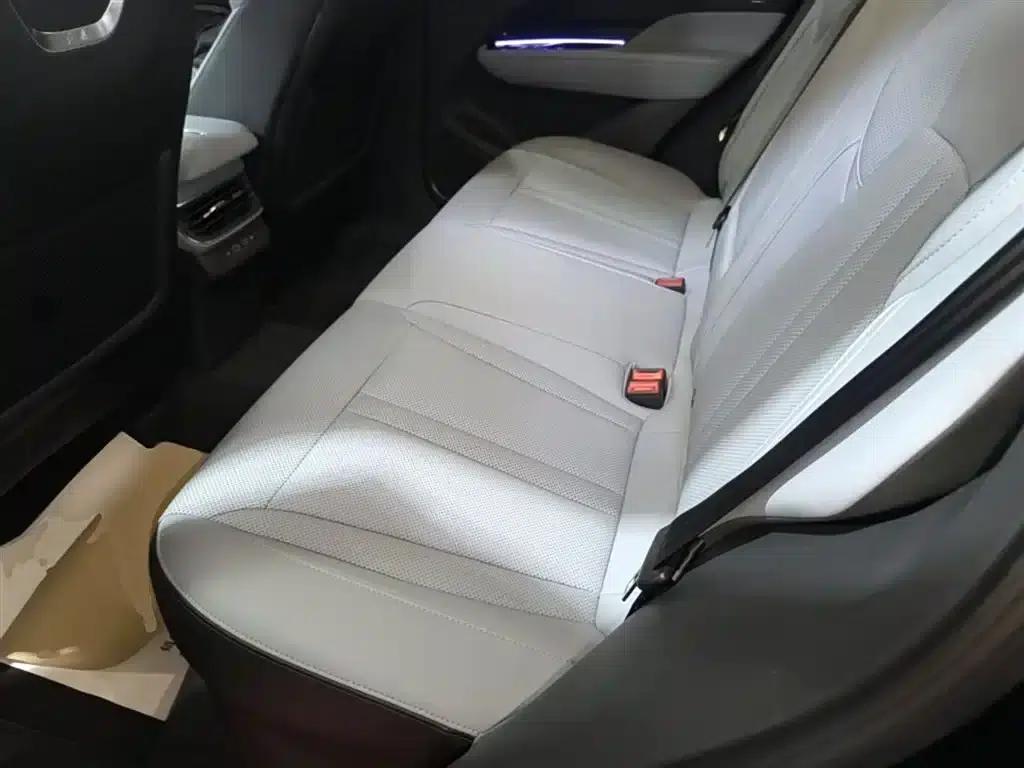 Hongqi HS3 PHEV 2024 Model, 115km/h Performance Edition — миниатюра 17