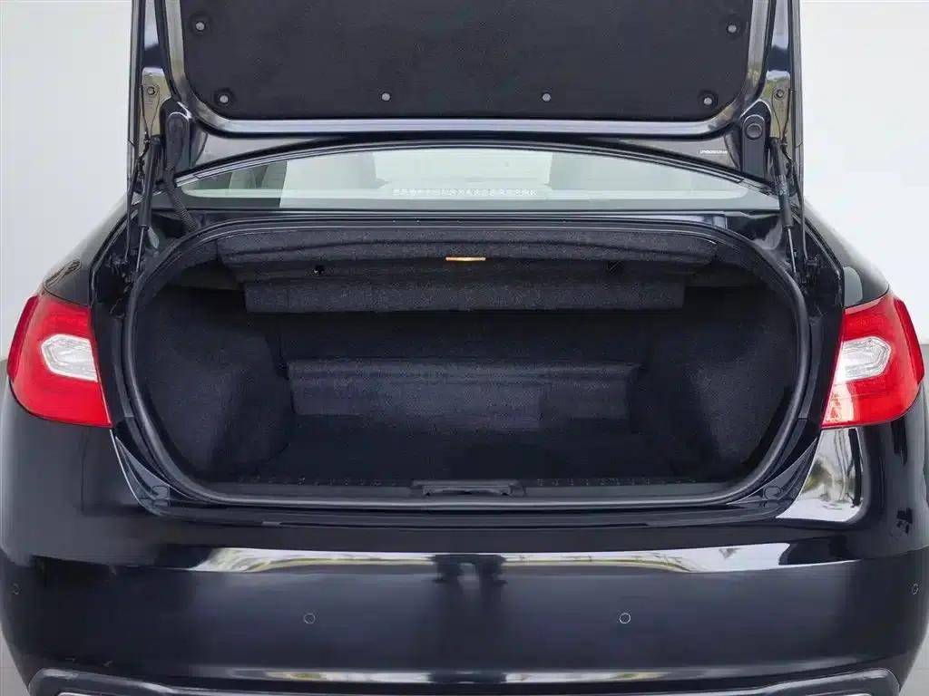 Hongqi H7 2015 3.0L Premium Edition — миниатюра 16