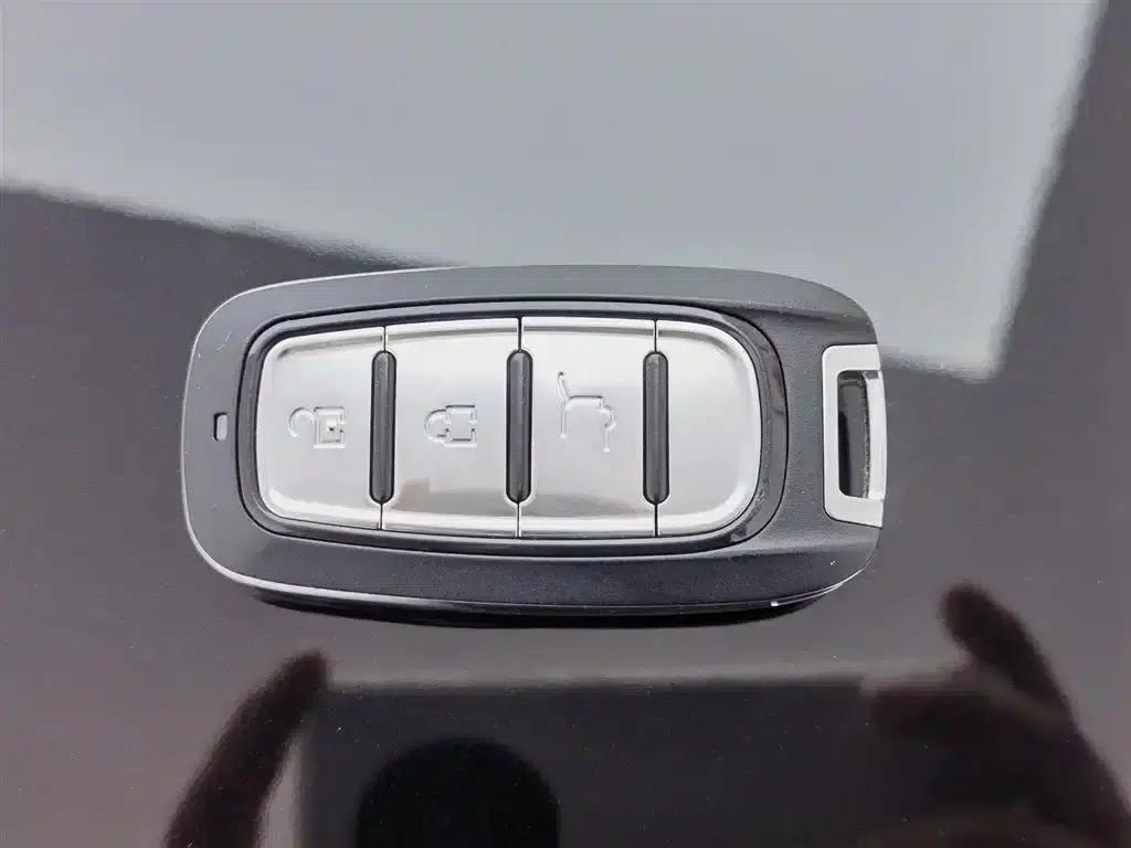 Hongqi H7 2015 3.0L Premium Edition — миниатюра 19