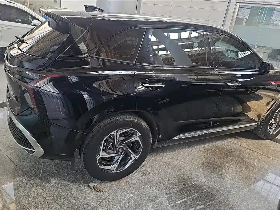 Hongqi HS3 2023 1.5T 2WD Goodness Edition — миниатюра 3