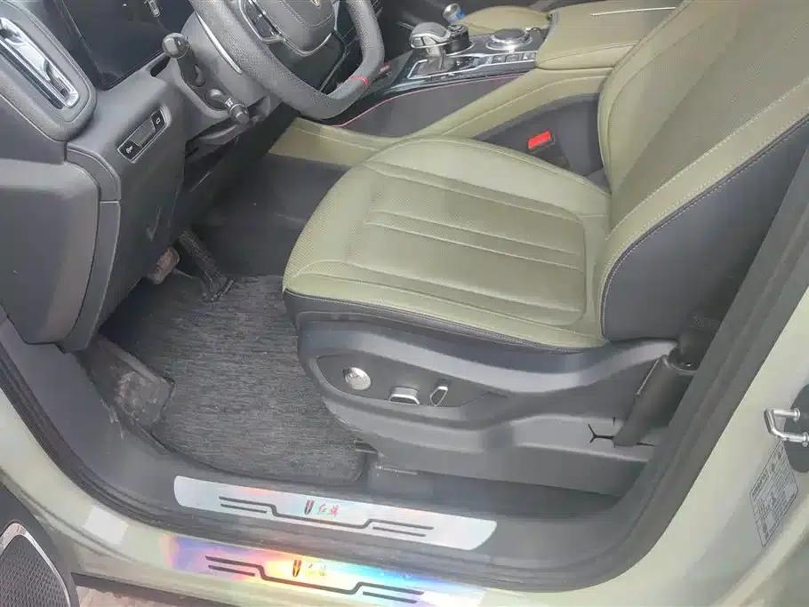 Hongqi HS3 2023 2.0T AWD Pro Edition — миниатюра 9