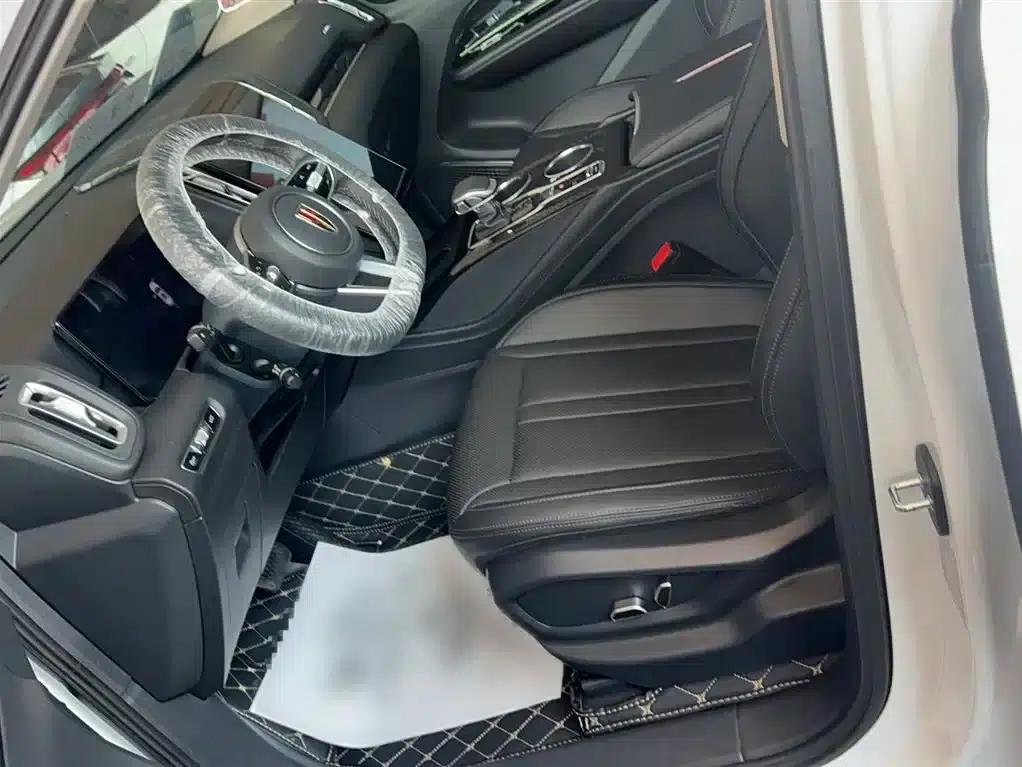 Hongqi HS3 2023 1.5T 2WD Goodness Edition — миниатюра 11