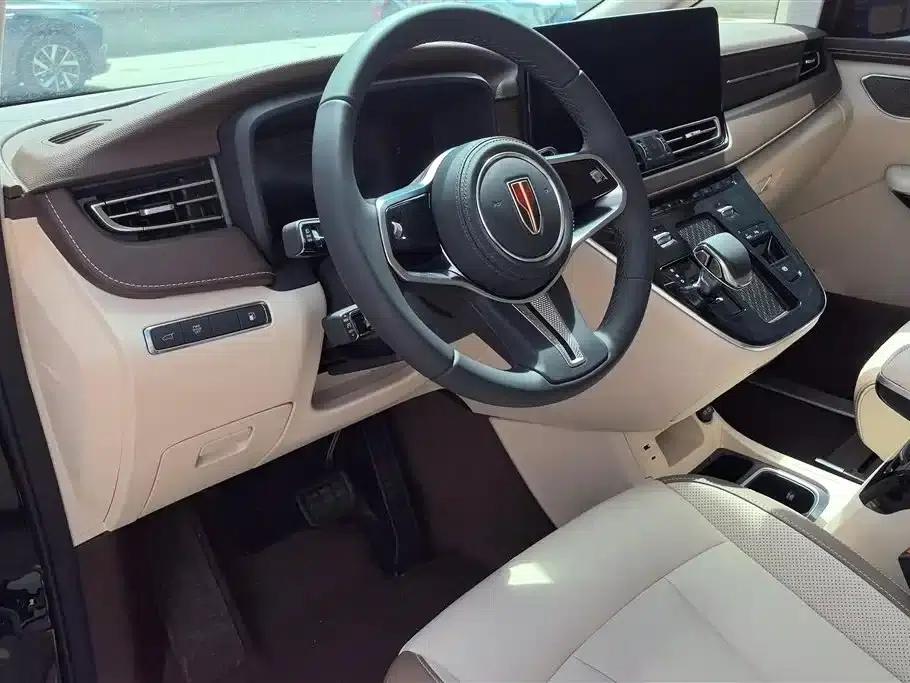 Hongqi HQ9 PHEV 2024 2.0T AWD Business Edition — миниатюра 12
