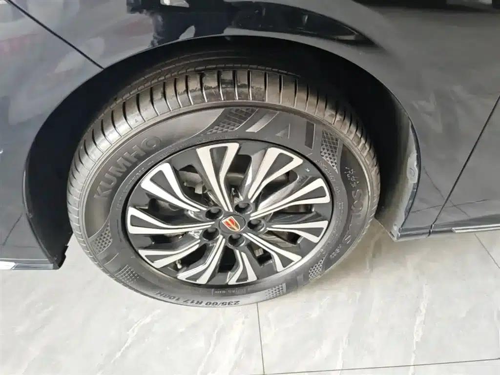 Hongqi HQ9 PHEV 2024 2.0T AWD Luxury Edition — миниатюра 23