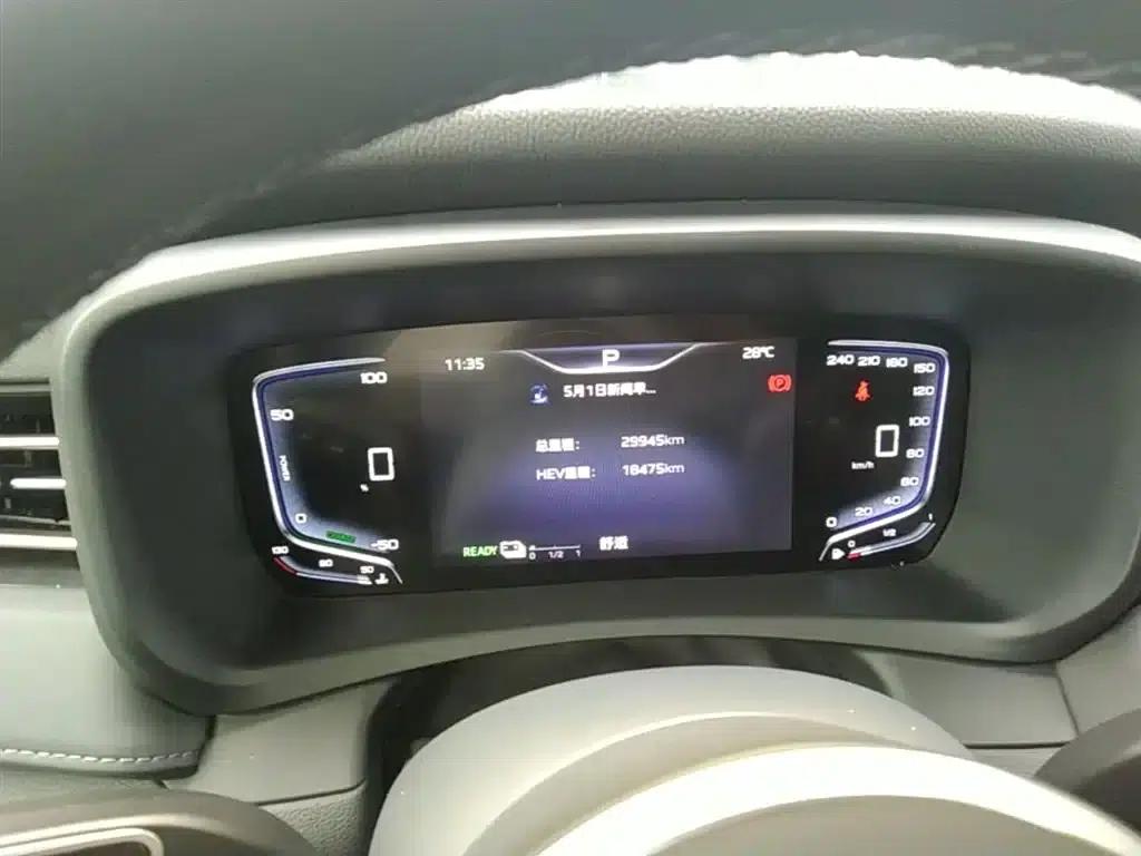 Hongqi HQ9 PHEV 2024 2.0T AWD Luxury Edition — миниатюра 12