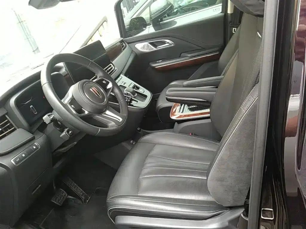 Hongqi HQ9 PHEV 2024 2.0T AWD Luxury Edition — миниатюра 15