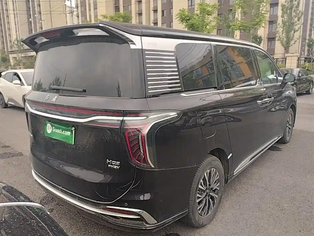 Hongqi HQ9 PHEV 2024 2.0T AWD Business Edition — миниатюра 7