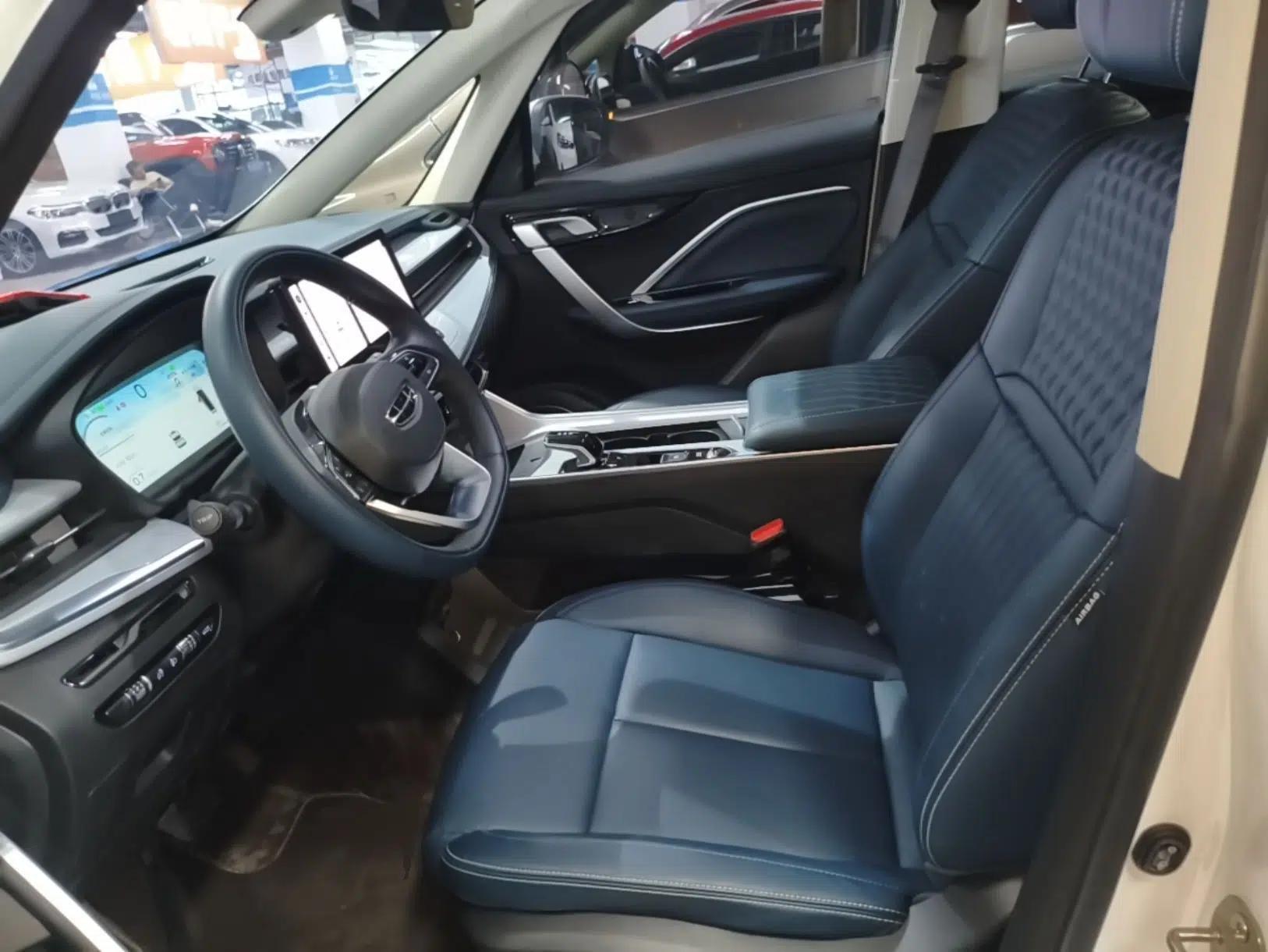 Geely Auto Jiajie 2025 1.5TD DCT Pengcheng Edition — миниатюра 16