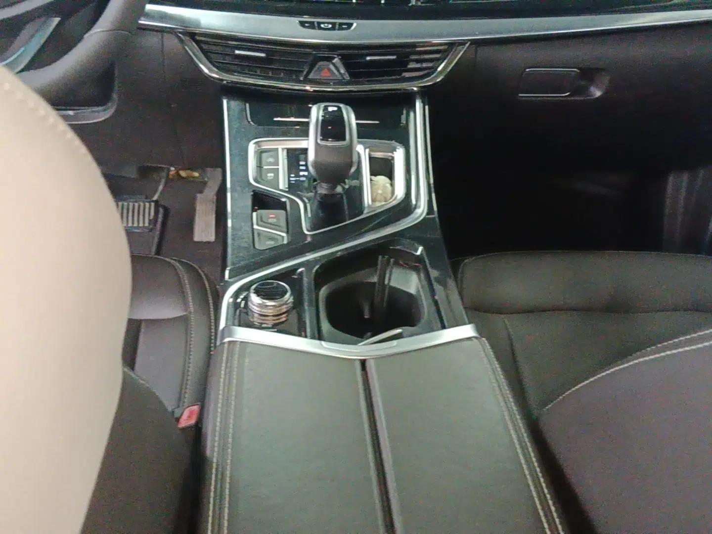 Geely Auto Jiajie 2019 1.5TD MHEV DCT Luxury Edition — миниатюра 17