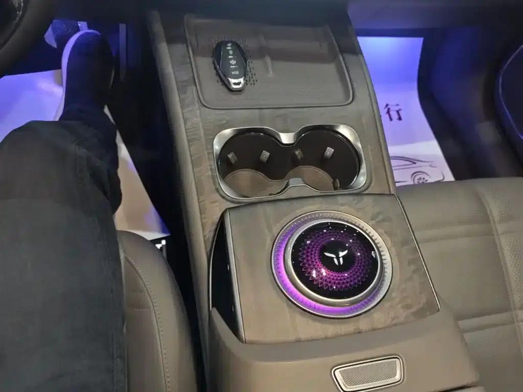 Hongqi Tiangong 08 2025 680 Ultra 4WD Edition — миниатюра 14