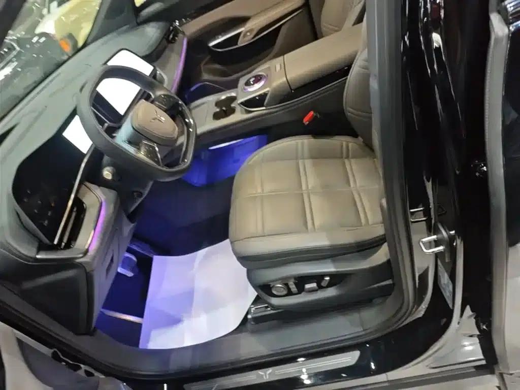 Hongqi Tiangong 08 2025 680 Ultra 4WD Edition — миниатюра 15
