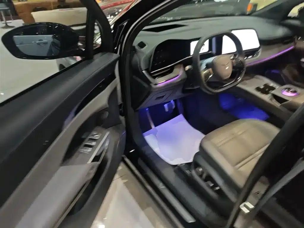 Hongqi Tiangong 08 2025 680 Ultra 4WD Edition — миниатюра 16