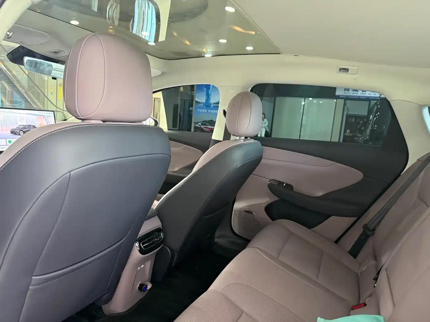 Hongqi Tiangong 05 2026 Model 550 Youth Edition — миниатюра 6