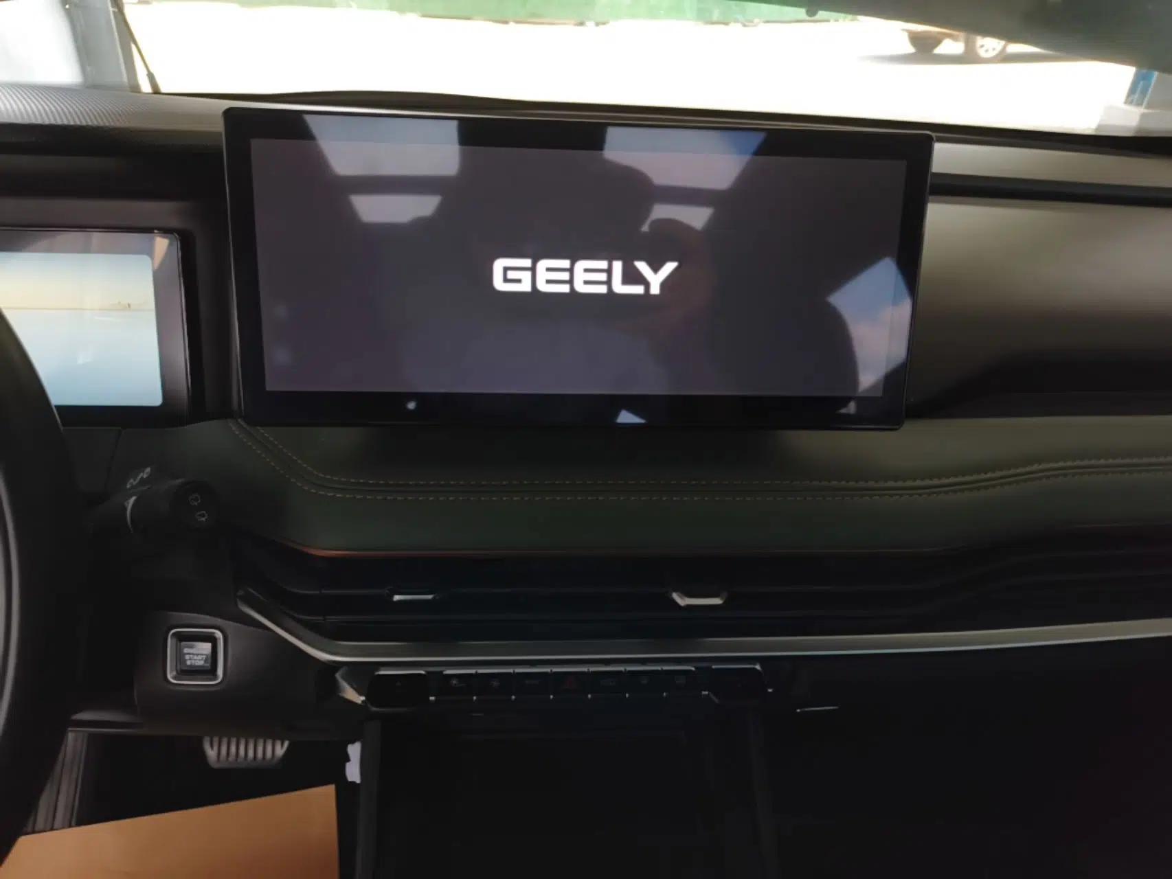 Geely Auto Haoyue L 2023 2.0T DCT Prestige Edition — миниатюра 16