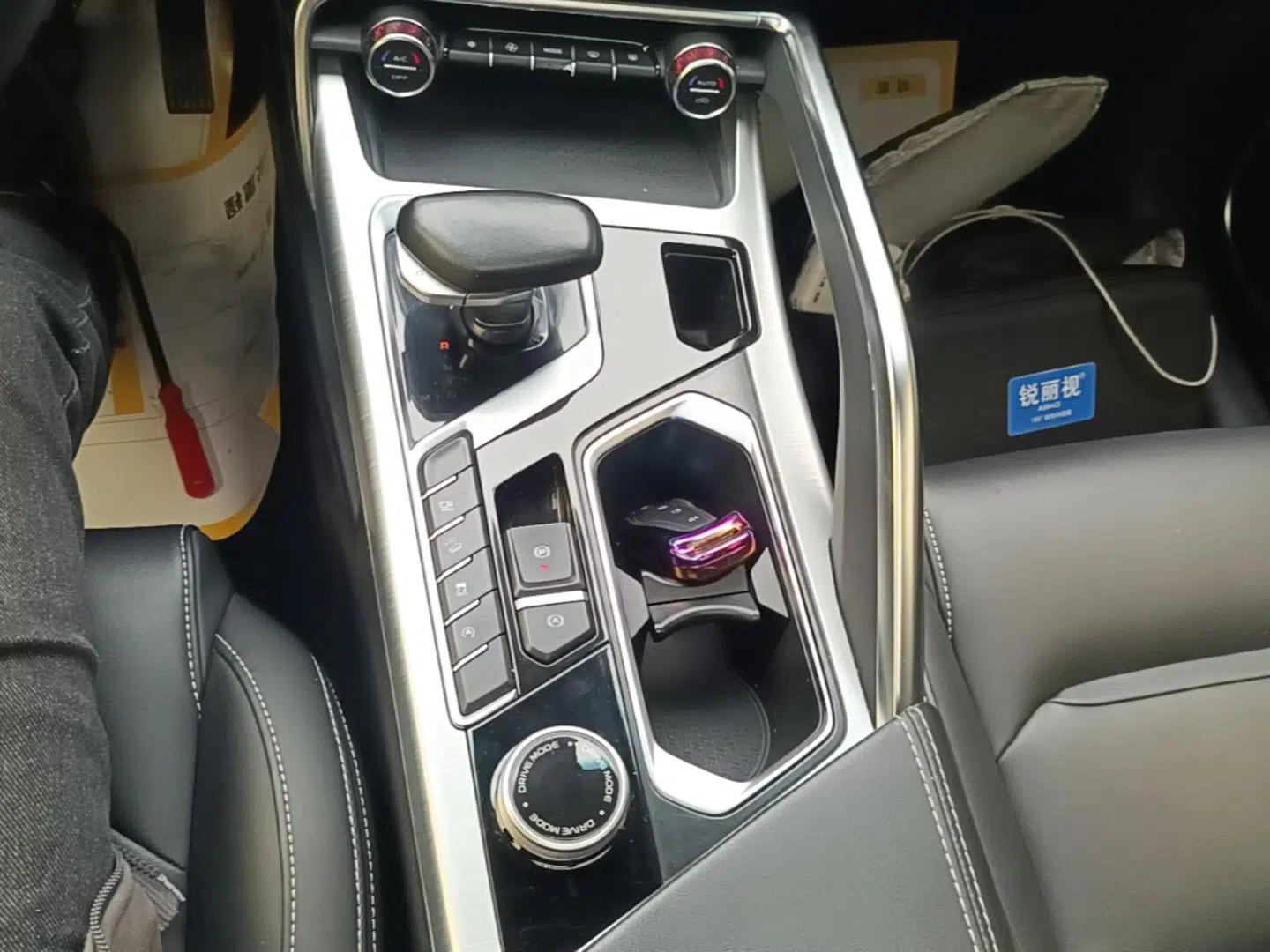 Geely Auto Monjaro 2019 300T YAOXINGZHE — миниатюра 16