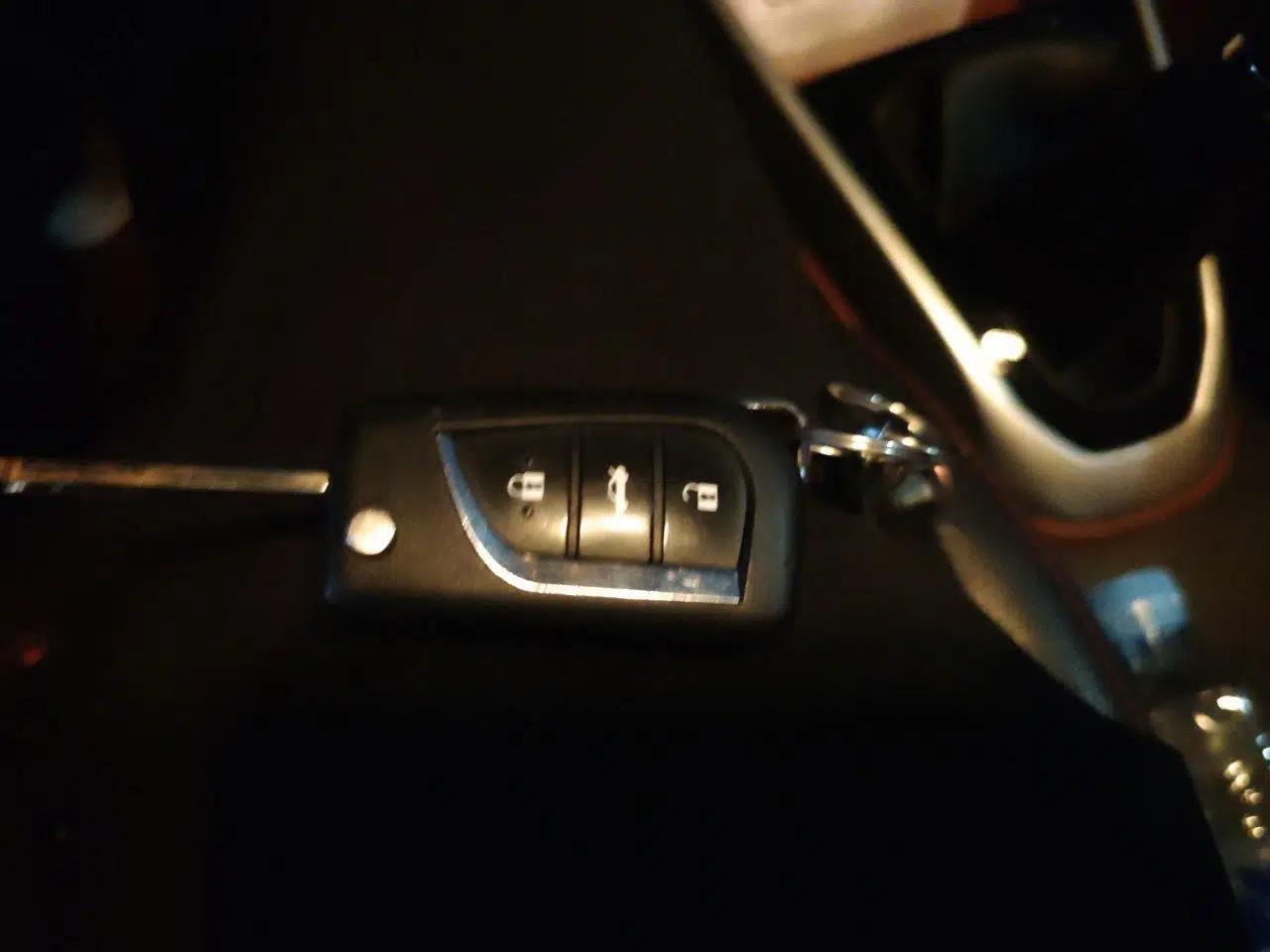 Geely Auto Diamond 2016 1.5L Manual Elite Edition — миниатюра 9