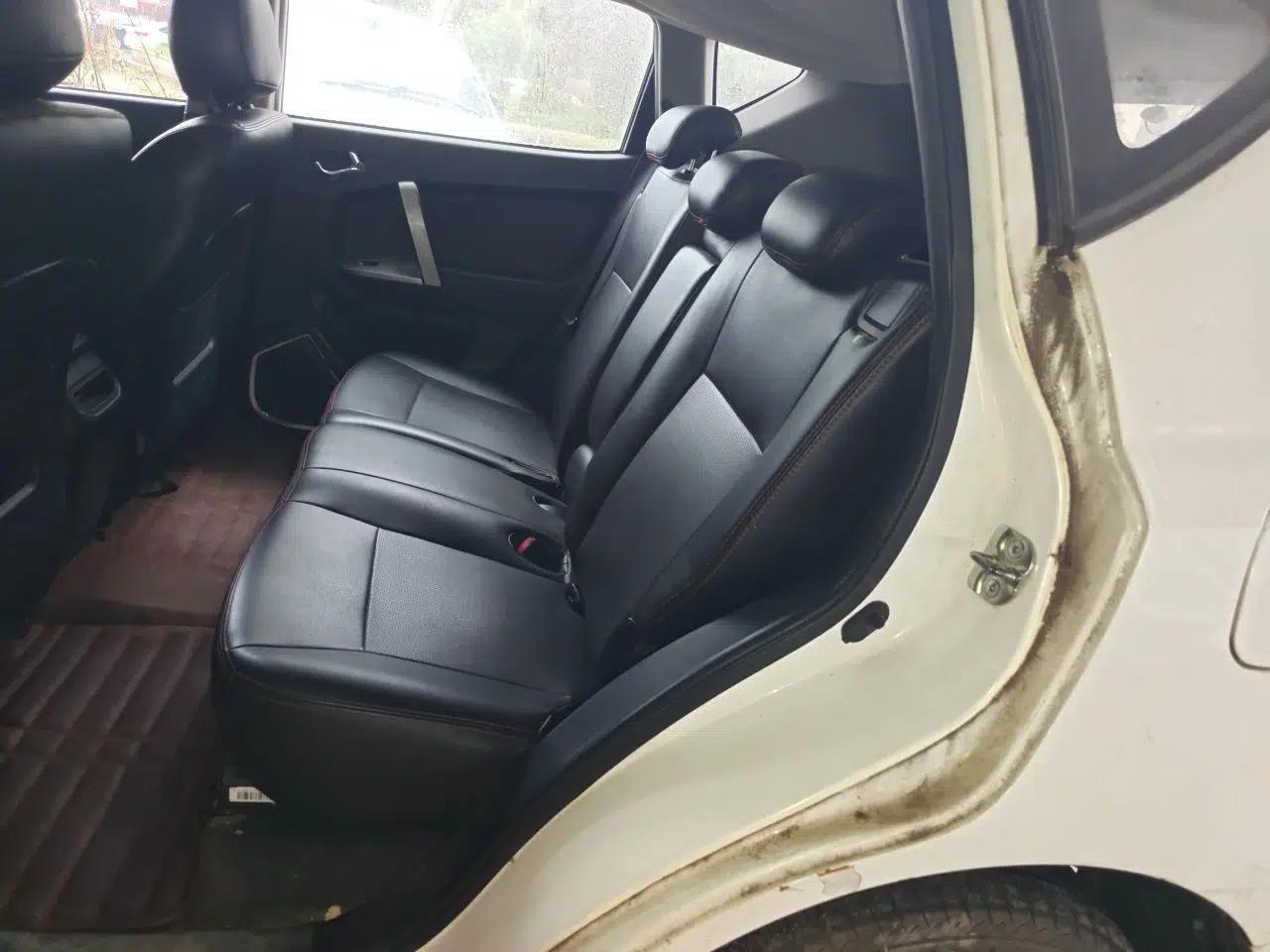 Geely Auto GX7 2015 Classic Edition 1.8L Manual Elite Model China IV — миниатюра 18
