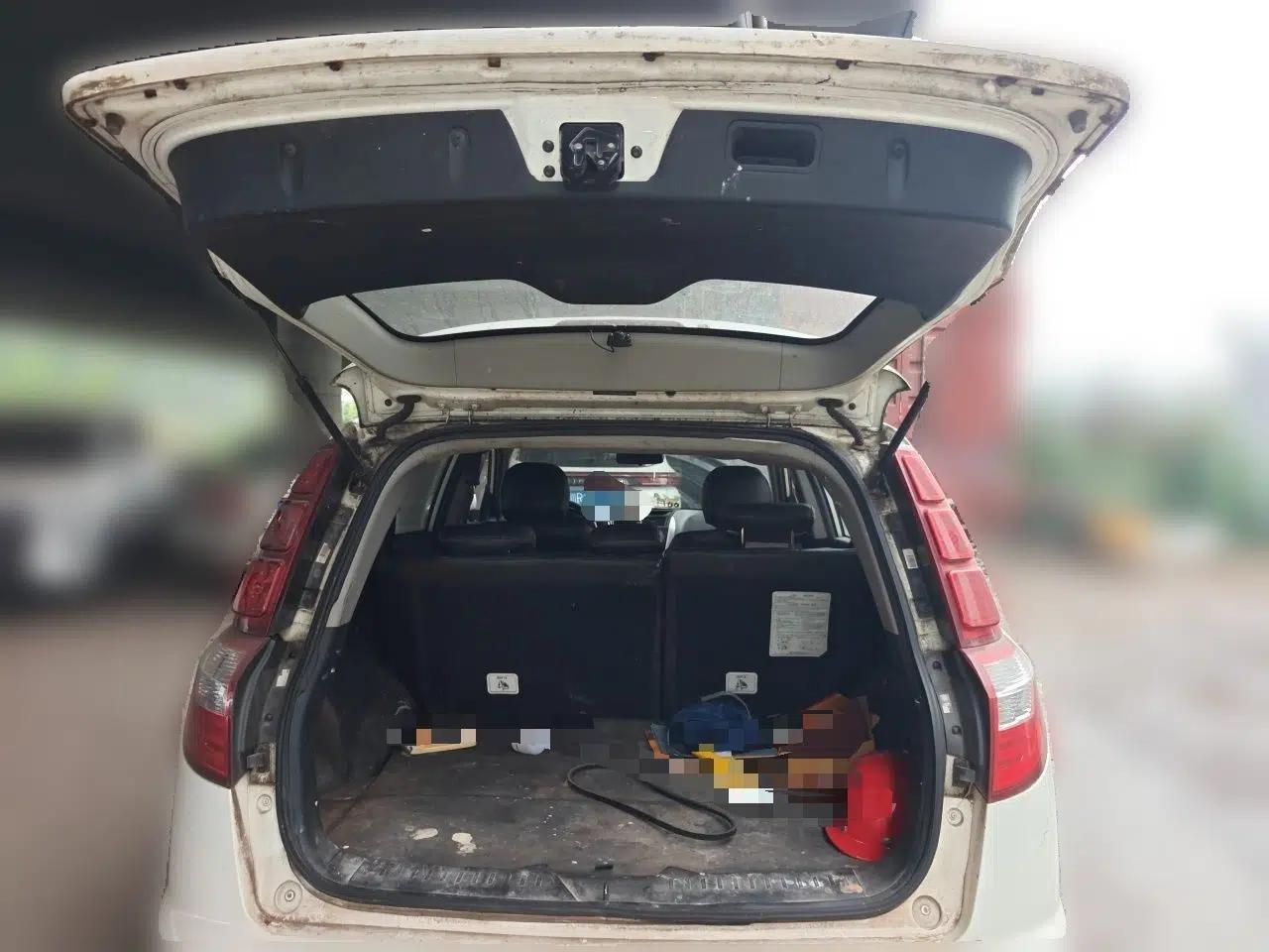 Geely Auto GX7 2015 Classic Edition 1.8L Manual Elite Model China IV — миниатюра 20