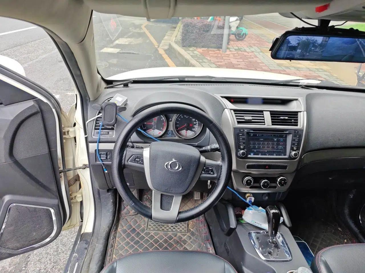 Geely Auto GX7 2014 2.0L Automatic Value Edition — миниатюра 11